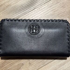 Tory Burch zip around wallet